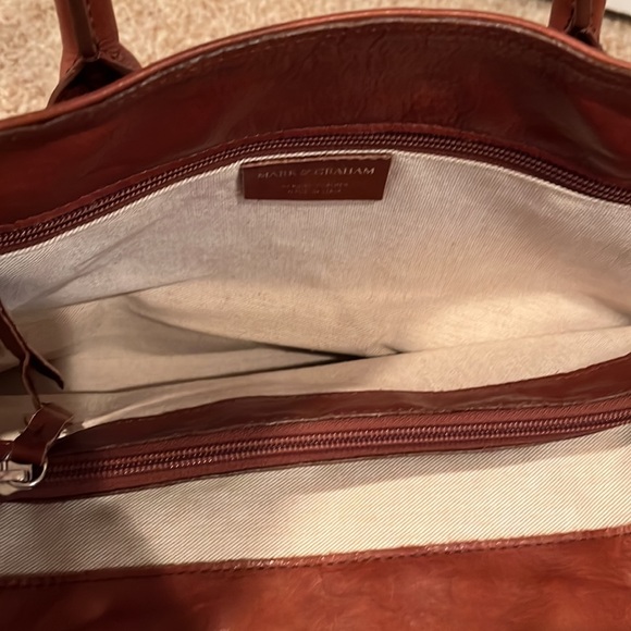 COPY - Mark & Graham ‘Elisabetta Slouch’ leather handbag - Picture 4 of 5